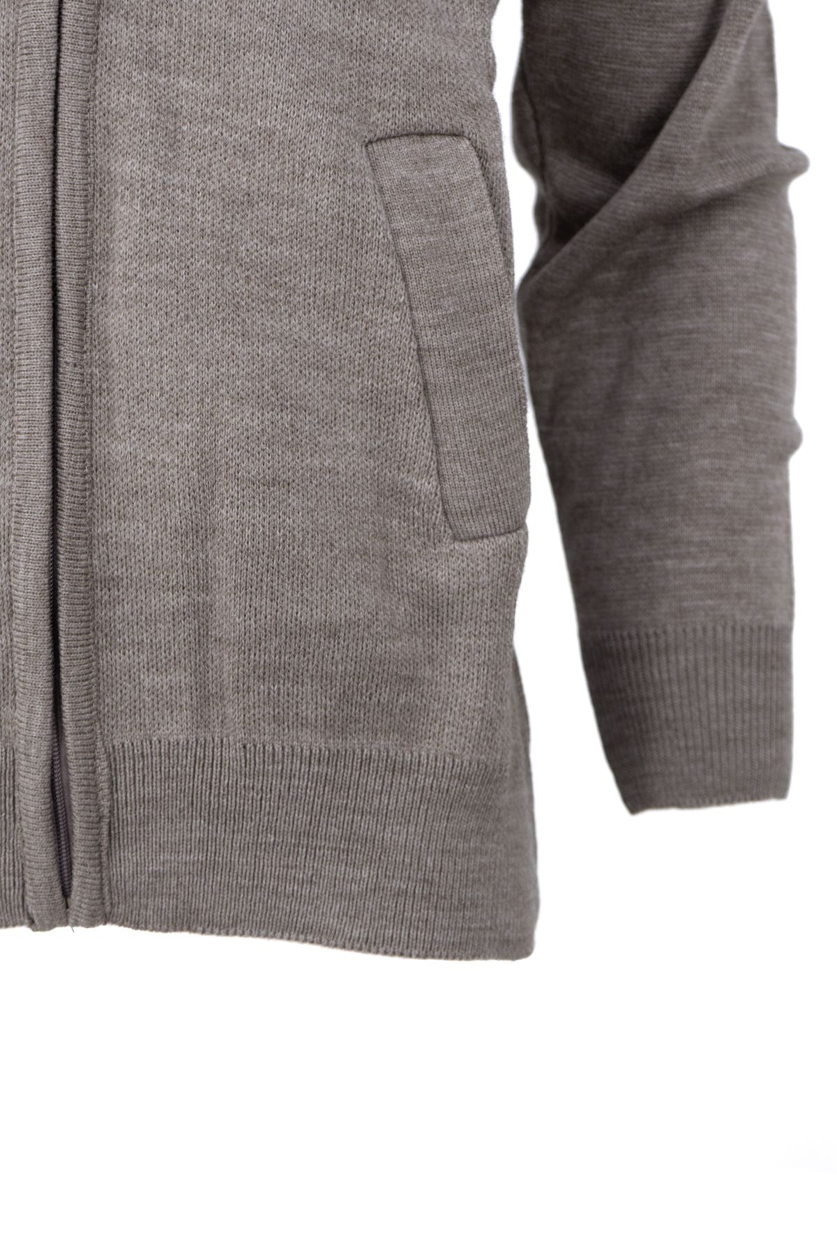 Erkek Kışlık Kalın Pamuklu Örme Triko Hırka Fermuarlı CepliTam Kalıp Hakim Yaka Arma Motifli